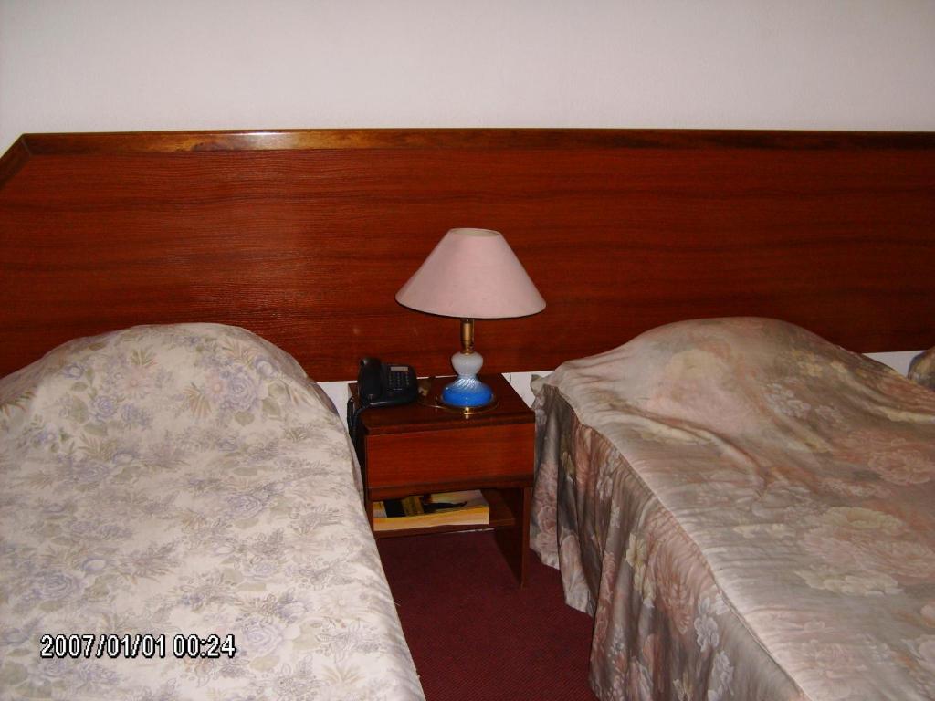Olhos Pretos Hotel Caldas Da Rainha Bilik gambar