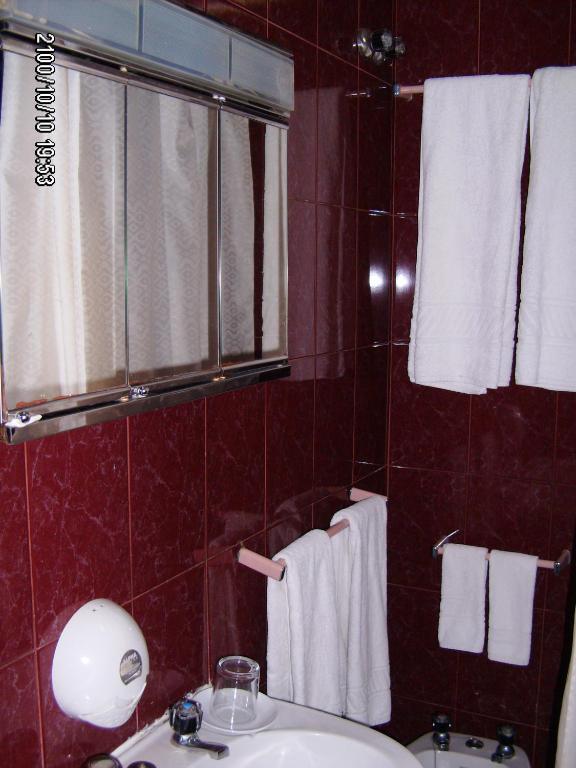 Olhos Pretos Hotel Caldas Da Rainha Bilik gambar